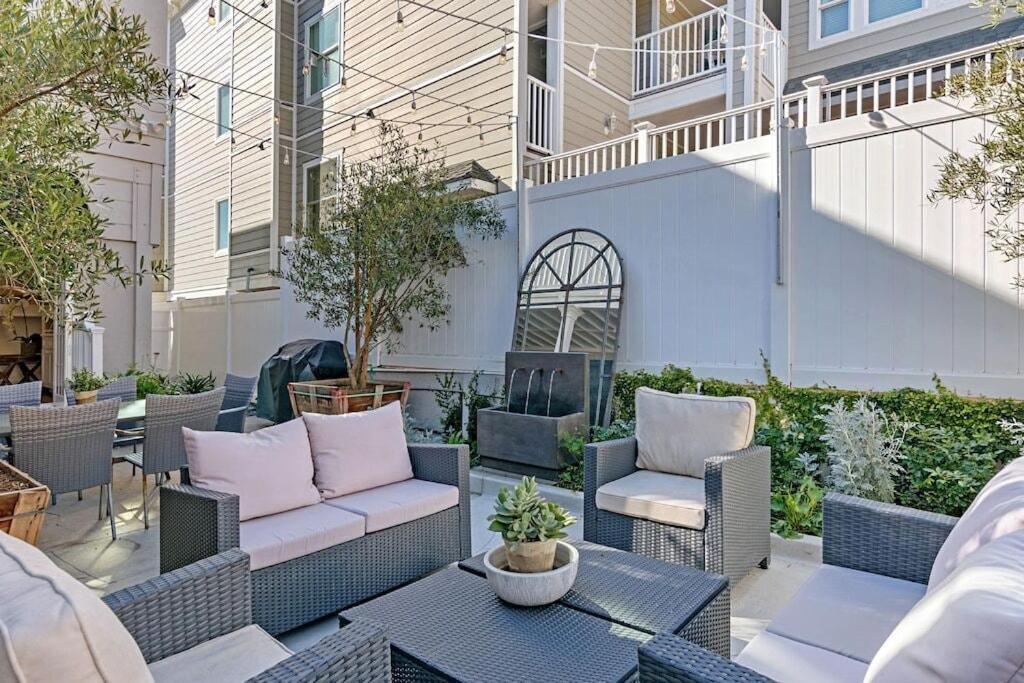 Ocean View From Private Patio, Across Street From Beach Apartment Carlsbad Exterior photo